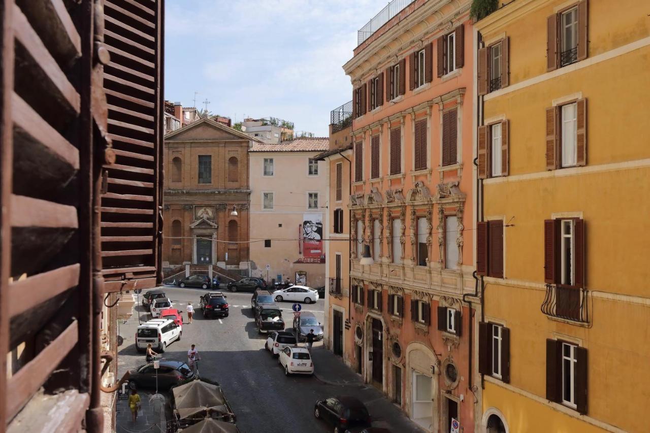 Piazza Di Spagna Domus Roma Exterior foto